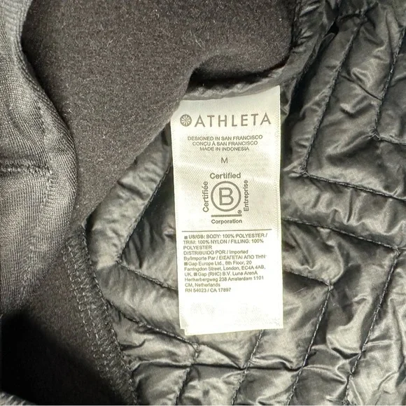 NWOT Athleta Warm Cozy Sherpa Quarter Snap Sweatshirt Pullover Black with Quilt - Picture 12 of 16